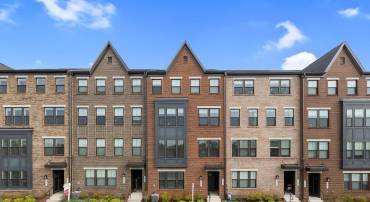 43361 RADFORD DIVIDE TER, ASHBURN, Virginia 20148, 3 Bedrooms Bedrooms, 6 Rooms Rooms,2 BathroomsBathrooms,Residential,For sale,43361 RADFORD DIVIDE TER,VALO2103846 MLS # VALO2103846