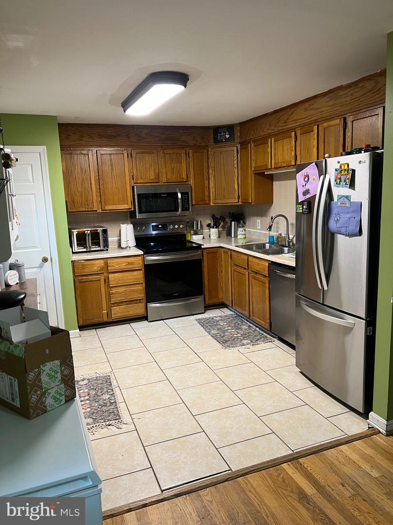 209 OVERLOOK CT, FREDERICKSBURG, Virginia 22405, 4 Bedrooms Bedrooms, ,1 BathroomBathrooms,Residential,For sale,209 OVERLOOK CT,VAST2041452 MLS # VAST2041452