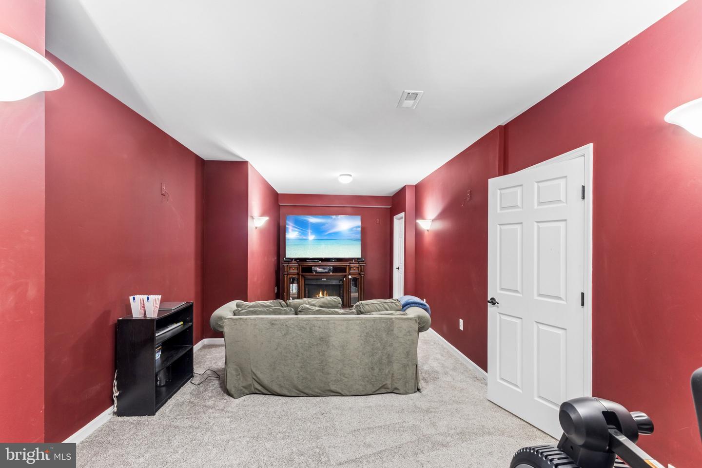 132 DONOVAN LN, STAFFORD, Virginia 22556, 4 Bedrooms Bedrooms, ,4 BathroomsBathrooms,Residential,For sale,132 DONOVAN LN,VAST2041454 MLS # VAST2041454