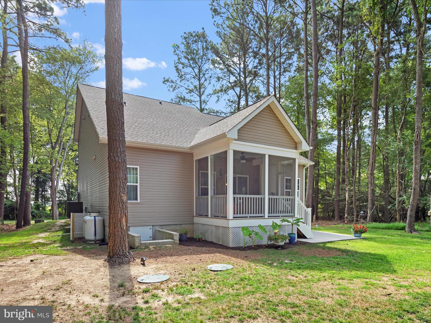 38121 NEPTUNE DR, GREENBACKVILLE, Virginia 23356, 3 Bedrooms Bedrooms, ,2 BathroomsBathrooms,Residential,For sale,38121 NEPTUNE DR,VAAC2002144 MLS # VAAC2002144