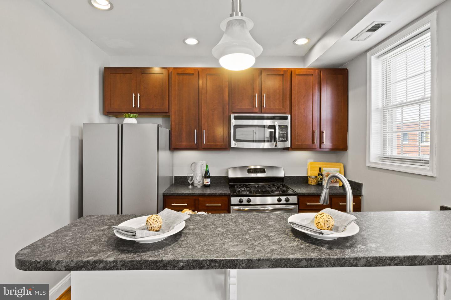 410 15TH ST NE #22, WASHINGTON, District Of Columbia 20002, 1 Bedroom Bedrooms, ,1 BathroomBathrooms,Residential,For sale,410 15TH ST NE #22,DCDC2213734 MLS # DCDC2213734