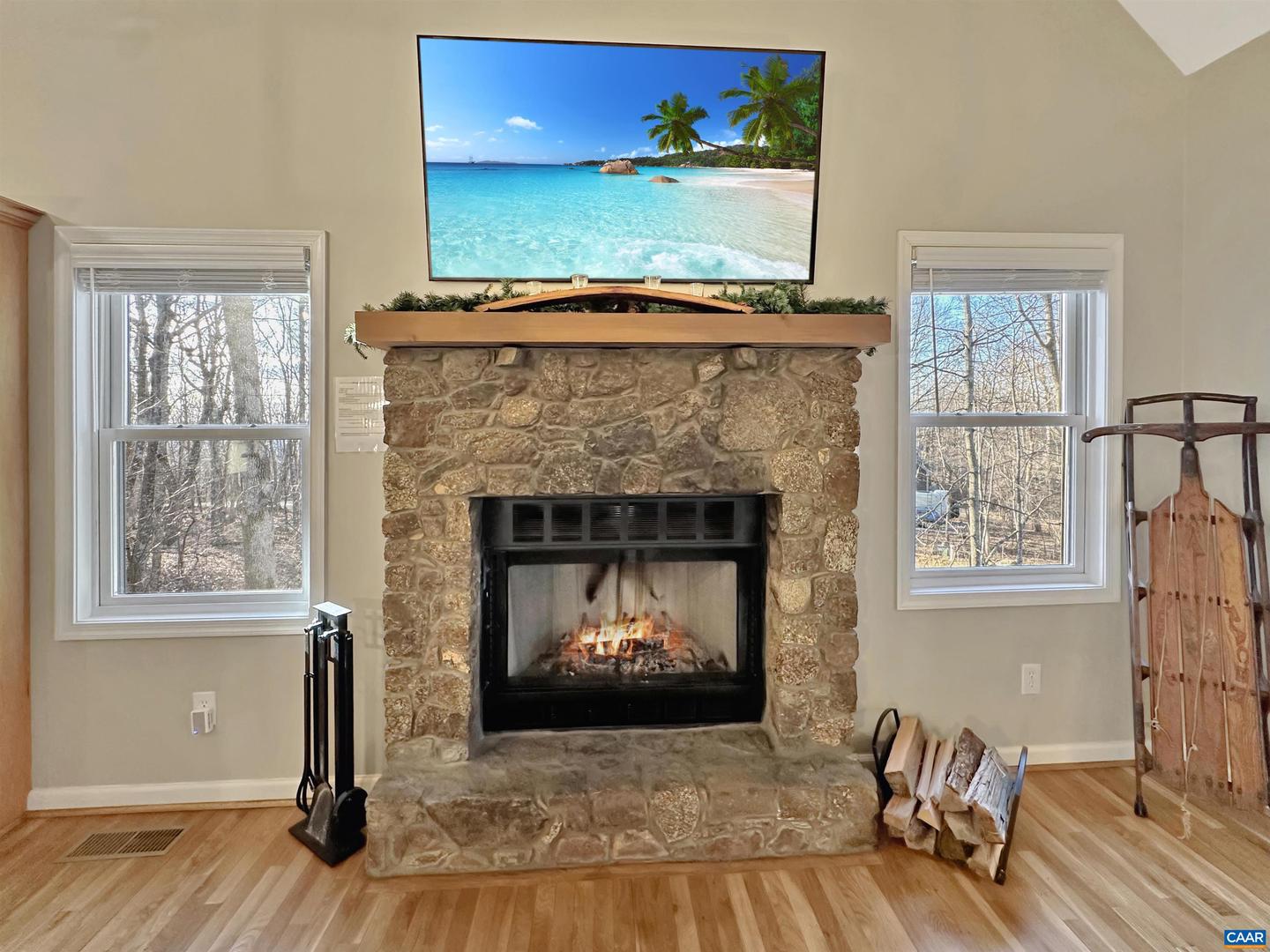 17 HICKORY SPRING RD, WINTERGREEN, Virginia 22967, 4 Bedrooms Bedrooms, ,2 BathroomsBathrooms,Residential,For sale,17 HICKORY SPRING RD,667469 MLS # 667469