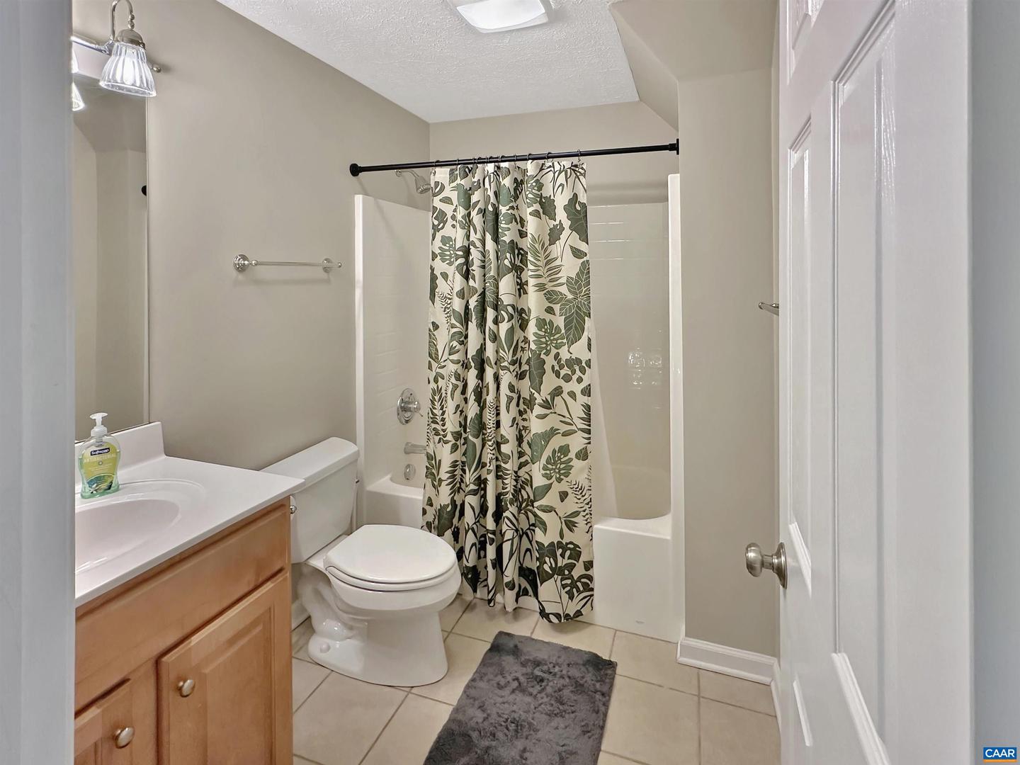 17 HICKORY SPRING RD, WINTERGREEN, Virginia 22967, 4 Bedrooms Bedrooms, ,2 BathroomsBathrooms,Residential,For sale,17 HICKORY SPRING RD,667469 MLS # 667469