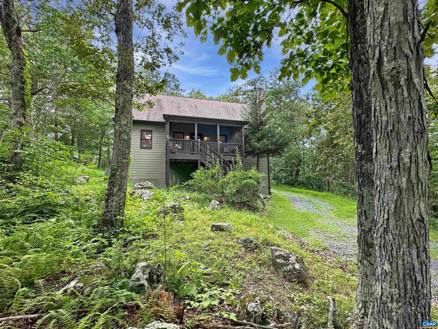 17 HICKORY SPRING RD, WINTERGREEN, Virginia 22967, 4 Bedrooms Bedrooms, ,2 BathroomsBathrooms,Residential,For sale,17 HICKORY SPRING RD,667469 MLS # 667469