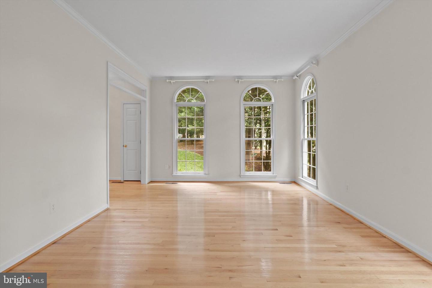 8546 HOOES RD, SPRINGFIELD, Virginia 22153, 4 Bedrooms Bedrooms, ,2 BathroomsBathrooms,Residential,For sale,8546 HOOES RD,VAFX2259390 MLS # VAFX2259390