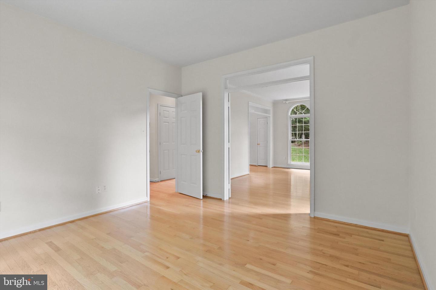 8546 HOOES RD, SPRINGFIELD, Virginia 22153, 4 Bedrooms Bedrooms, ,2 BathroomsBathrooms,Residential,For sale,8546 HOOES RD,VAFX2259390 MLS # VAFX2259390