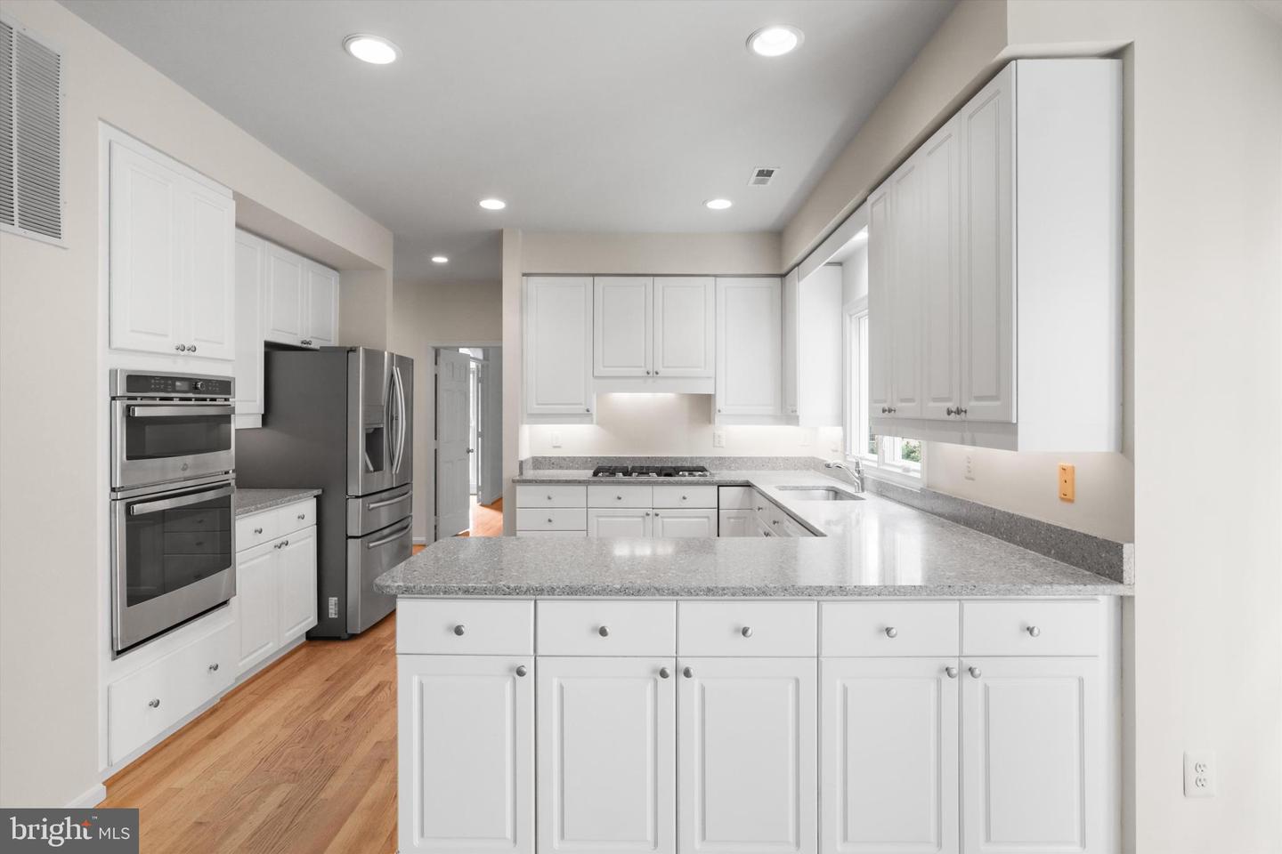 8546 HOOES RD, SPRINGFIELD, Virginia 22153, 4 Bedrooms Bedrooms, ,2 BathroomsBathrooms,Residential,For sale,8546 HOOES RD,VAFX2259390 MLS # VAFX2259390