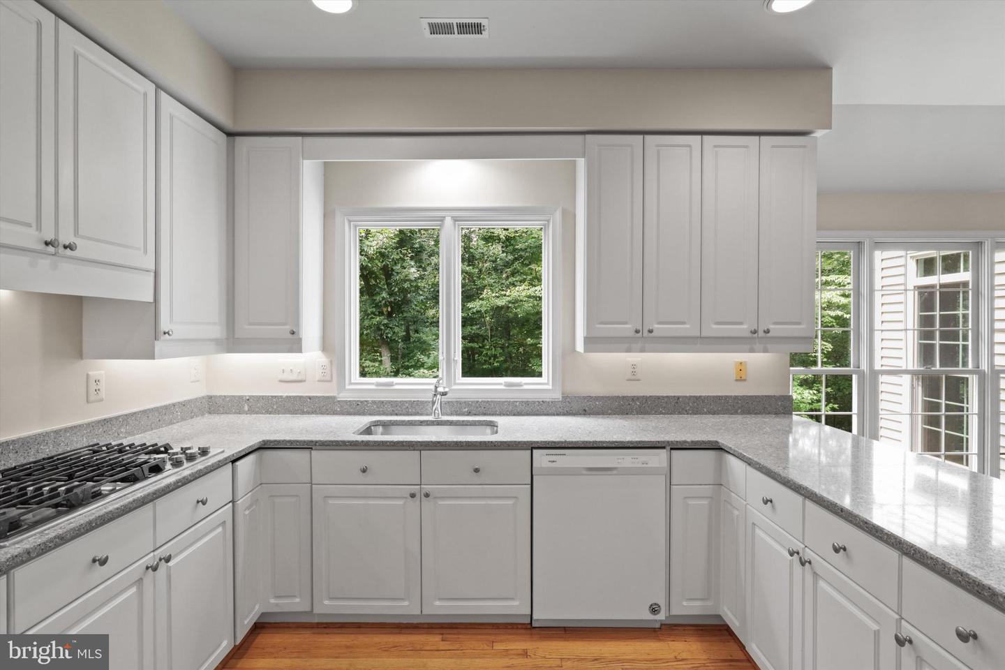 8546 HOOES RD, SPRINGFIELD, Virginia 22153, 4 Bedrooms Bedrooms, ,2 BathroomsBathrooms,Residential,For sale,8546 HOOES RD,VAFX2259390 MLS # VAFX2259390