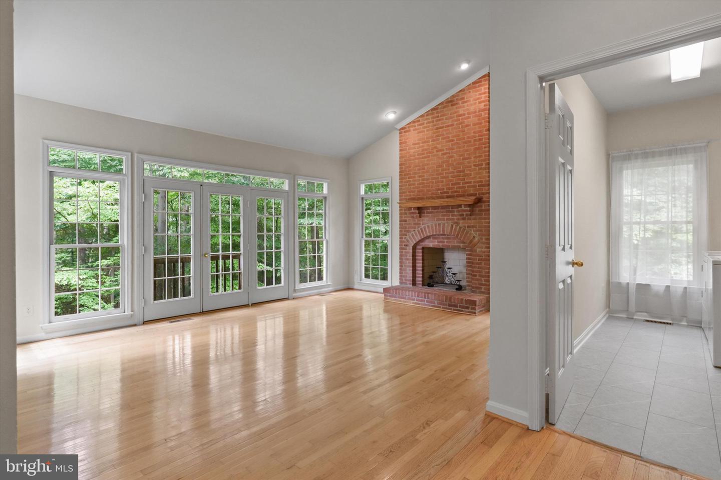 8546 HOOES RD, SPRINGFIELD, Virginia 22153, 4 Bedrooms Bedrooms, ,2 BathroomsBathrooms,Residential,For sale,8546 HOOES RD,VAFX2259390 MLS # VAFX2259390