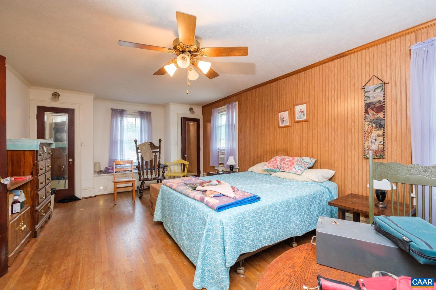 132 S CHARLOTTE AVE, WAYNESBORO, Virginia 22980, 3 Bedrooms Bedrooms, ,1 BathroomBathrooms,Residential,For sale,132 S CHARLOTTE AVE,667473 MLS # 667473