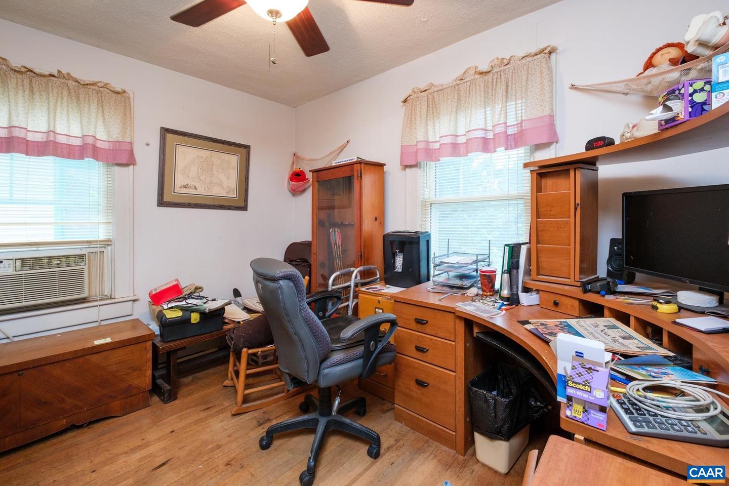 132 S CHARLOTTE AVE, WAYNESBORO, Virginia 22980, 3 Bedrooms Bedrooms, ,1 BathroomBathrooms,Residential,For sale,132 S CHARLOTTE AVE,667473 MLS # 667473