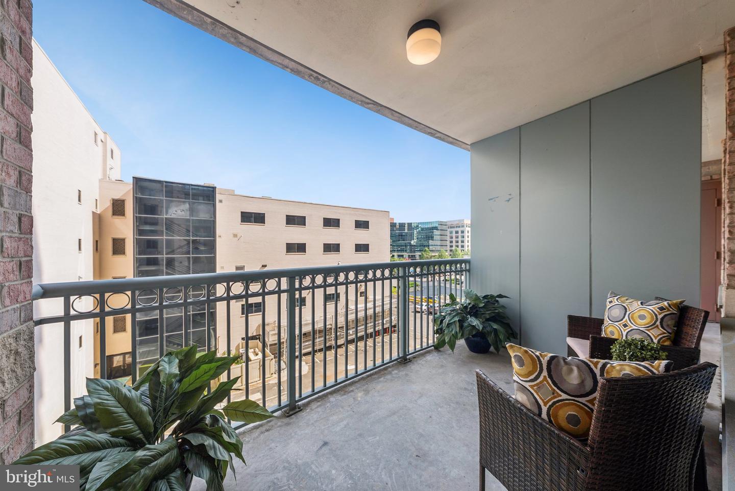 851 N GLEBE RD #415, ARLINGTON, Virginia 22203, 1 Bedroom Bedrooms, ,1 BathroomBathrooms,Residential,For sale,851 N GLEBE RD #415,VAAR2061862 MLS # VAAR2061862
