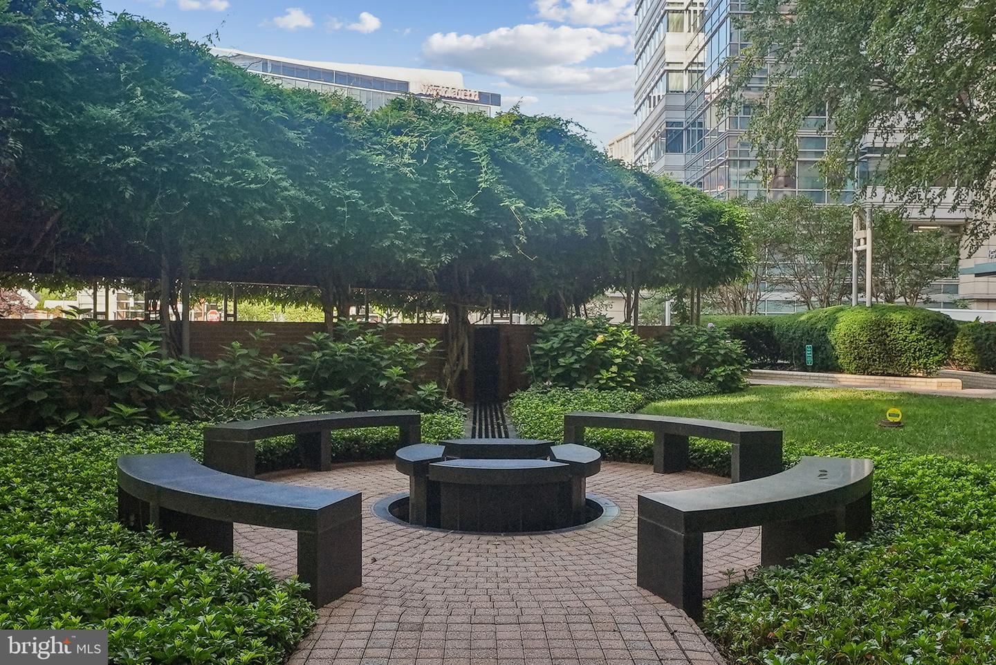 851 N GLEBE RD #415, ARLINGTON, Virginia 22203, 1 Bedroom Bedrooms, ,1 BathroomBathrooms,Residential,For sale,851 N GLEBE RD #415,VAAR2061862 MLS # VAAR2061862