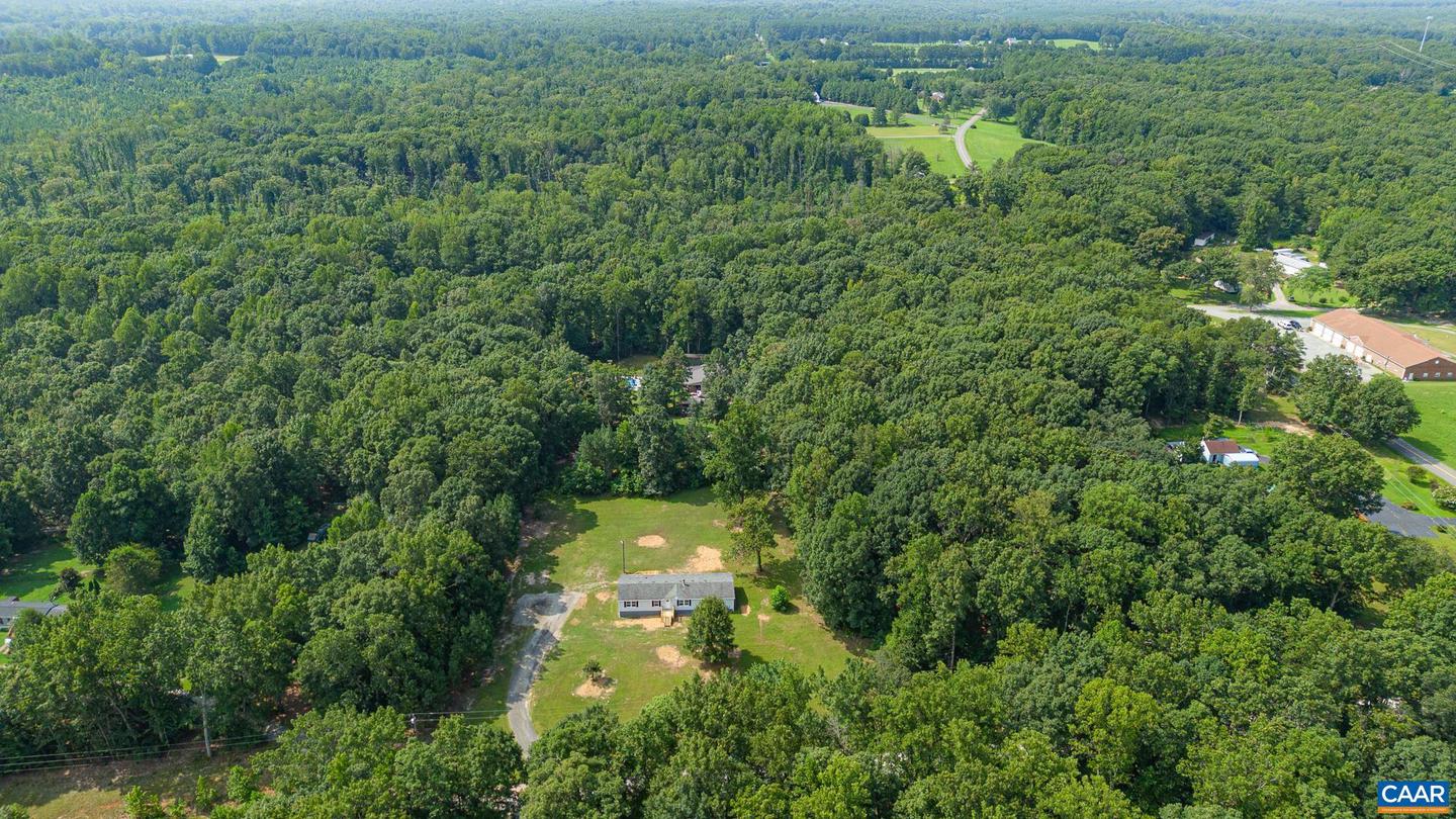 114 DOGWOOD ACRES RD, BUMPASS, Virginia 23024, 4 Bedrooms Bedrooms, ,2 BathroomsBathrooms,Residential,For sale,114 DOGWOOD ACRES RD,667474 MLS # 667474