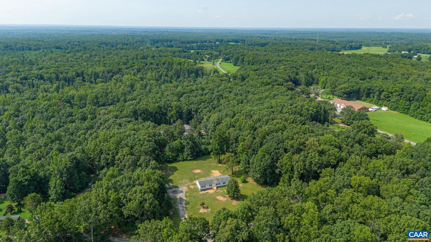 114 DOGWOOD ACRES RD, BUMPASS, Virginia 23024, 4 Bedrooms Bedrooms, ,2 BathroomsBathrooms,Residential,For sale,114 DOGWOOD ACRES RD,667474 MLS # 667474