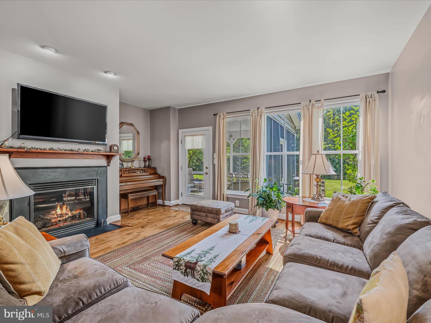 140 OSPREY DR, LAKE FREDERICK, Virginia 22630, 2 Bedrooms Bedrooms, ,3 BathroomsBathrooms,Residential,For sale,140 OSPREY DR,VAFV2035880 MLS # VAFV2035880