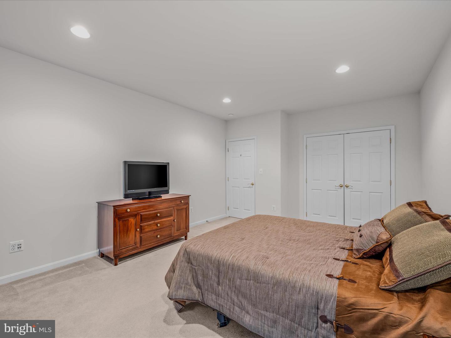 140 OSPREY DR, LAKE FREDERICK, Virginia 22630, 2 Bedrooms Bedrooms, ,3 BathroomsBathrooms,Residential,For sale,140 OSPREY DR,VAFV2035880 MLS # VAFV2035880