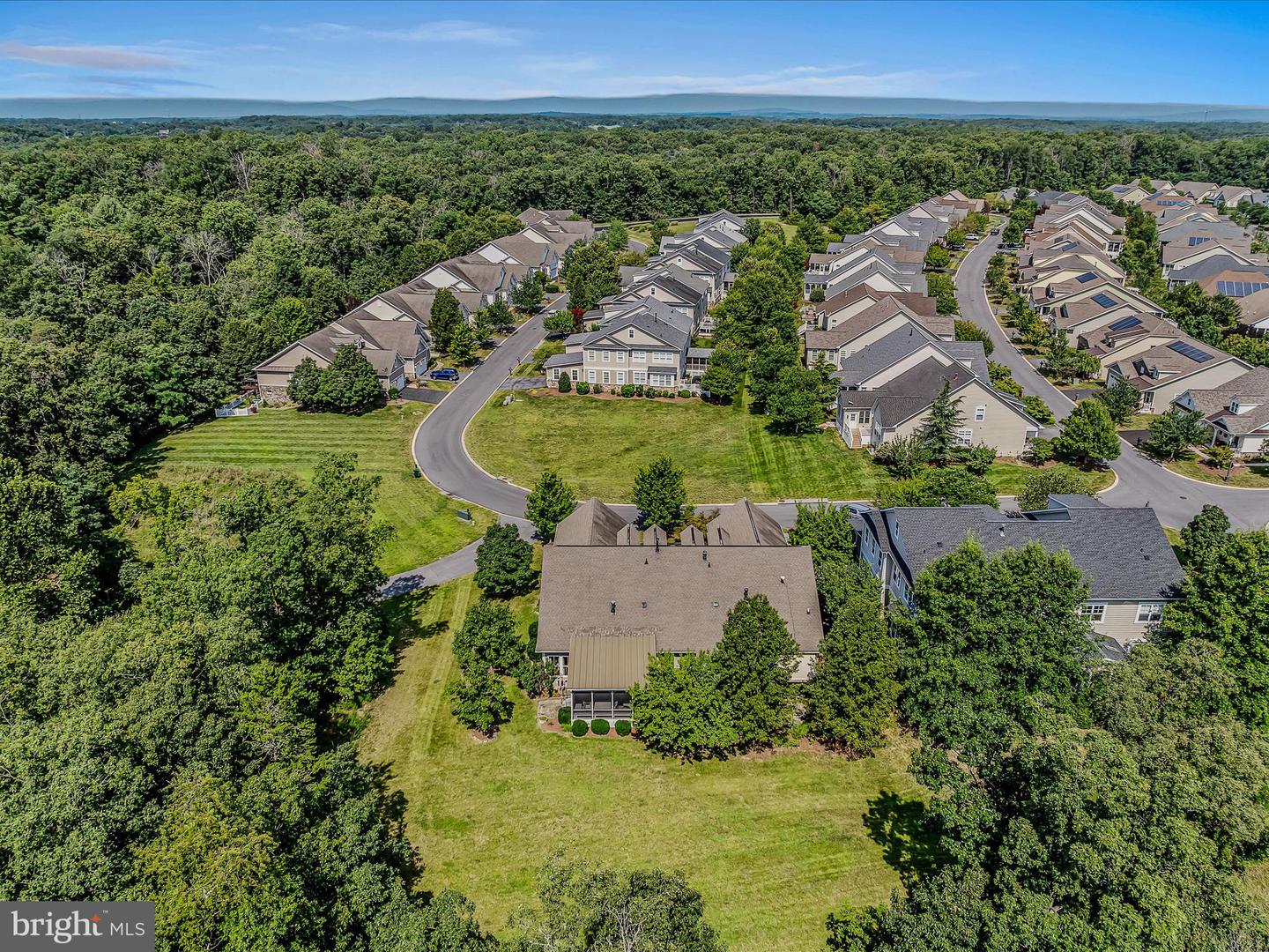 140 OSPREY DR, LAKE FREDERICK, Virginia 22630, 2 Bedrooms Bedrooms, ,3 BathroomsBathrooms,Residential,For sale,140 OSPREY DR,VAFV2035880 MLS # VAFV2035880