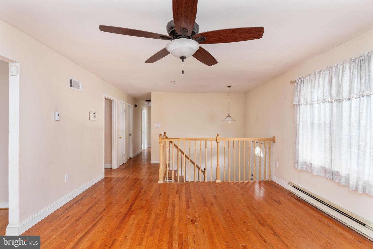 13509 DELANEY RD, WOODBRIDGE, Virginia 22193, 4 Bedrooms Bedrooms, ,3 BathroomsBathrooms,Residential,For sale,13509 DELANEY RD,VAPW2100772 MLS # VAPW2100772