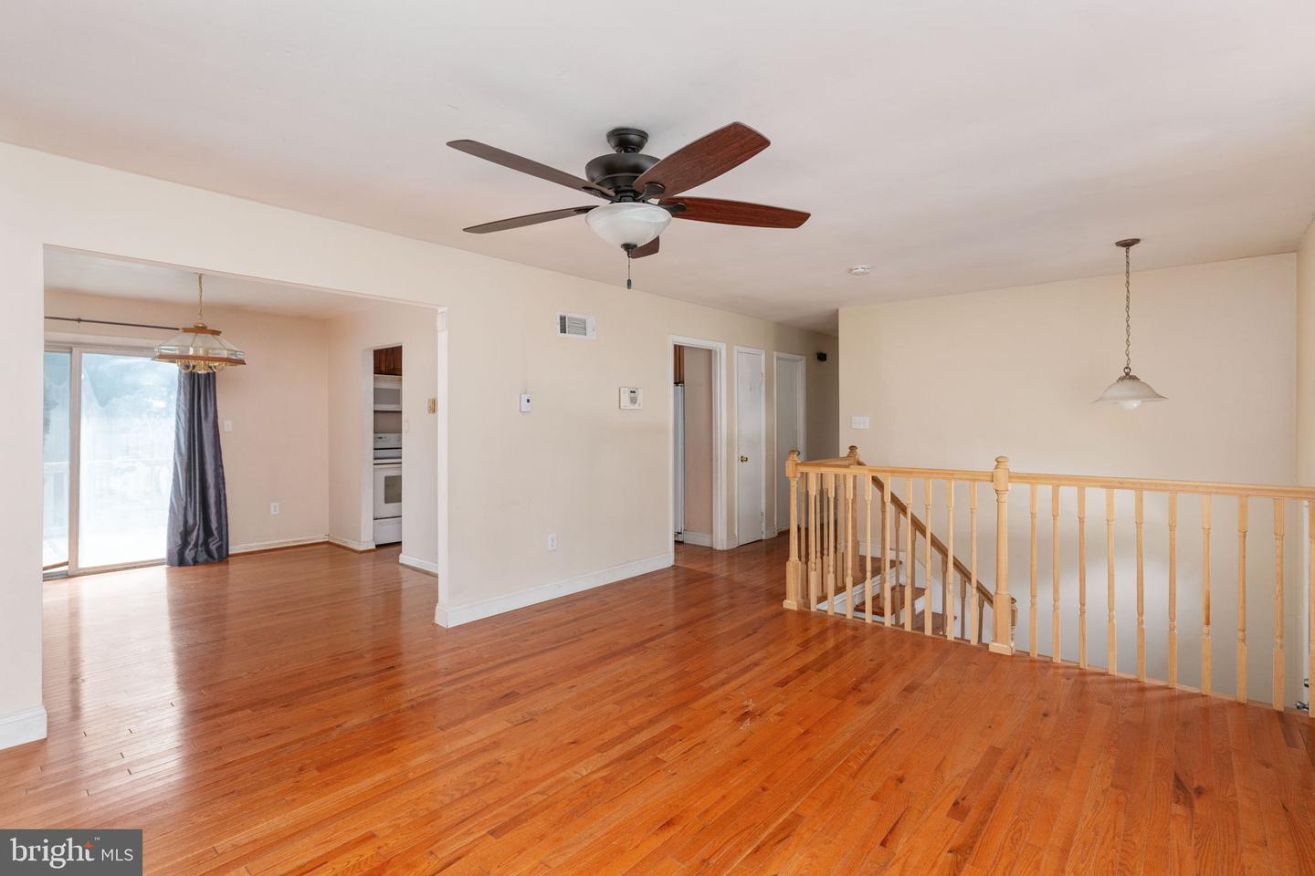 13509 DELANEY RD, WOODBRIDGE, Virginia 22193, 4 Bedrooms Bedrooms, ,3 BathroomsBathrooms,Residential,For sale,13509 DELANEY RD,VAPW2100772 MLS # VAPW2100772
