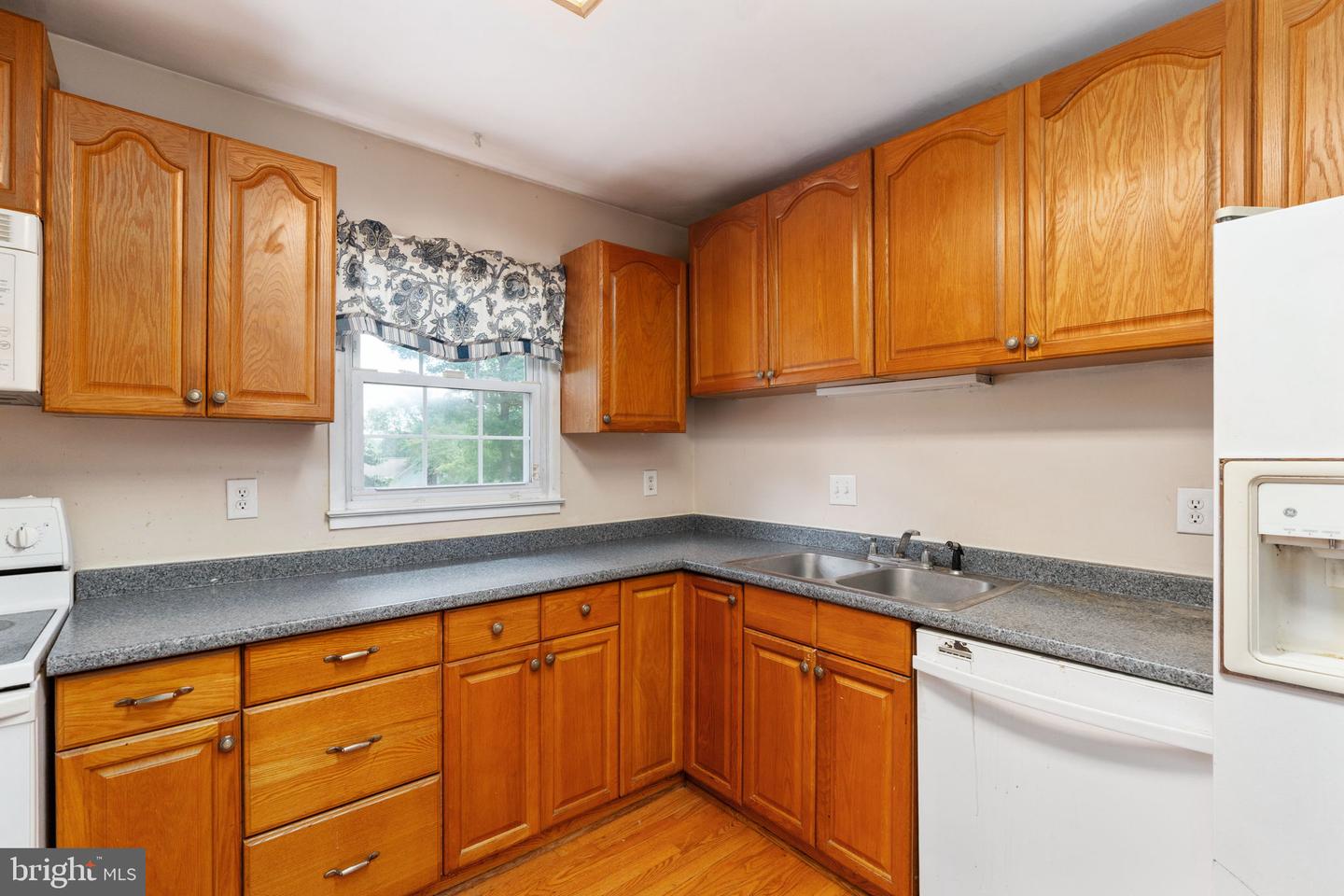 13509 DELANEY RD, WOODBRIDGE, Virginia 22193, 4 Bedrooms Bedrooms, ,3 BathroomsBathrooms,Residential,For sale,13509 DELANEY RD,VAPW2100772 MLS # VAPW2100772
