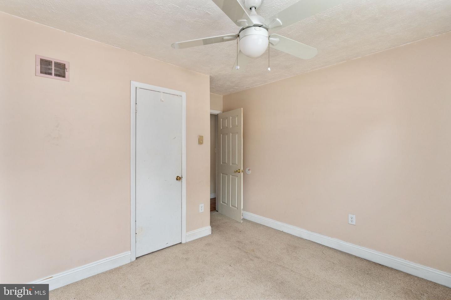 13509 DELANEY RD, WOODBRIDGE, Virginia 22193, 4 Bedrooms Bedrooms, ,3 BathroomsBathrooms,Residential,For sale,13509 DELANEY RD,VAPW2100772 MLS # VAPW2100772