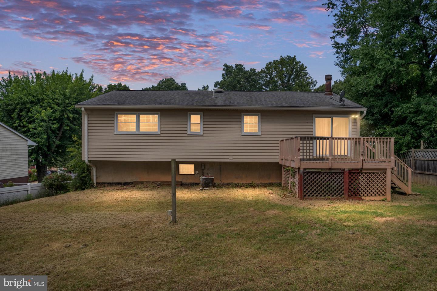 13509 DELANEY RD, WOODBRIDGE, Virginia 22193, 4 Bedrooms Bedrooms, ,3 BathroomsBathrooms,Residential,For sale,13509 DELANEY RD,VAPW2100772 MLS # VAPW2100772