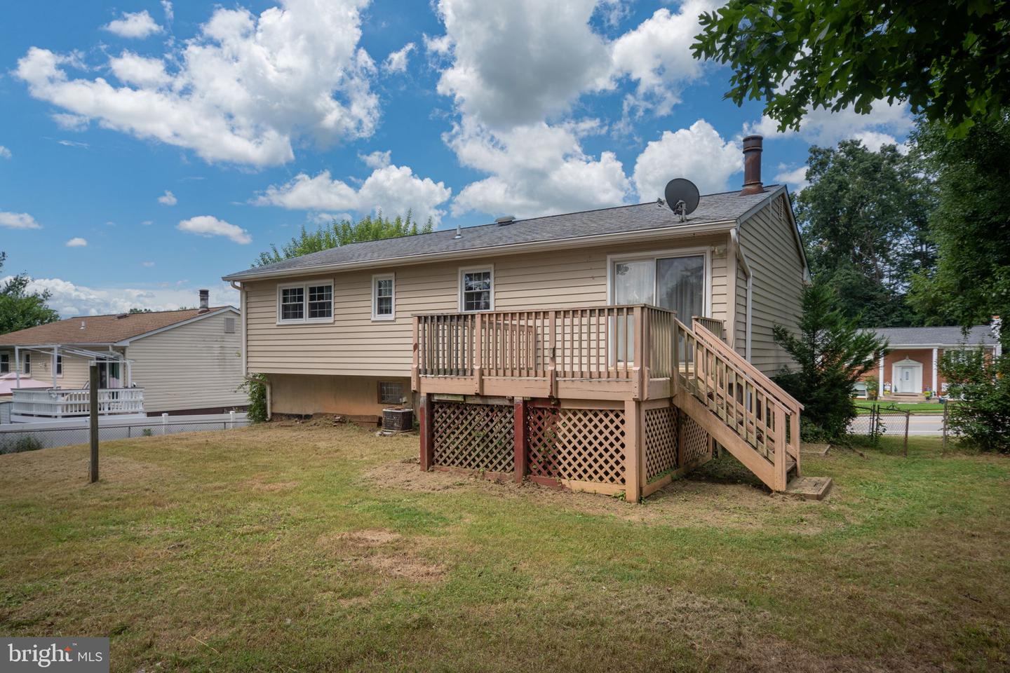 13509 DELANEY RD, WOODBRIDGE, Virginia 22193, 4 Bedrooms Bedrooms, ,3 BathroomsBathrooms,Residential,For sale,13509 DELANEY RD,VAPW2100772 MLS # VAPW2100772