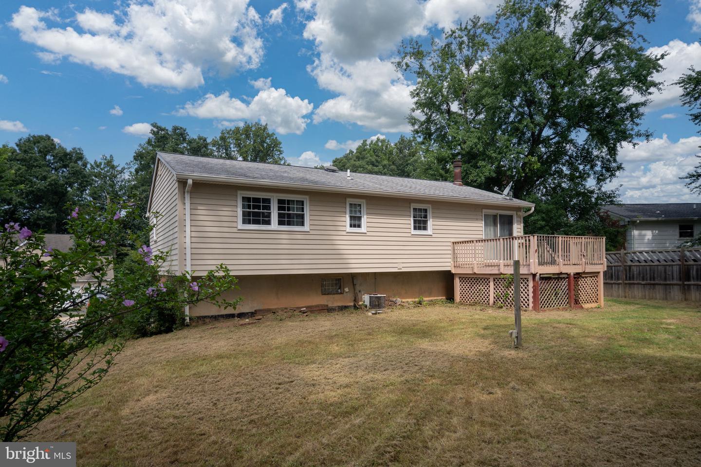 13509 DELANEY RD, WOODBRIDGE, Virginia 22193, 4 Bedrooms Bedrooms, ,3 BathroomsBathrooms,Residential,For sale,13509 DELANEY RD,VAPW2100772 MLS # VAPW2100772