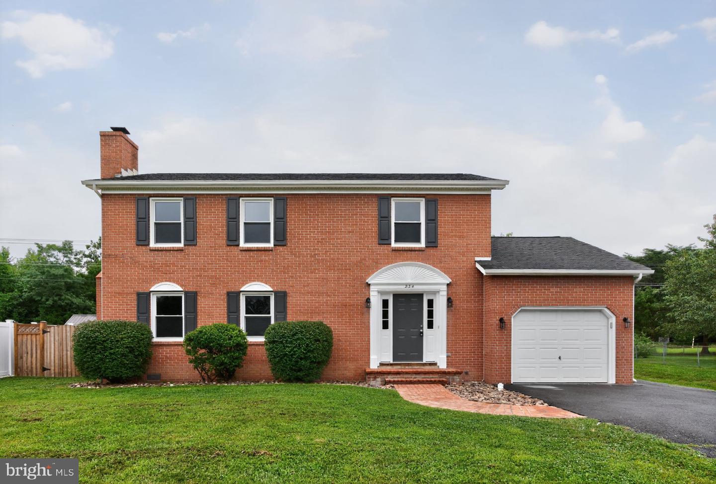 234 BLUEBIRD DR, STEPHENS CITY, Virginia 22655, 3 Bedrooms Bedrooms, ,2 BathroomsBathrooms,Residential,For sale,234 BLUEBIRD DR,VAFV2035882 MLS # VAFV2035882