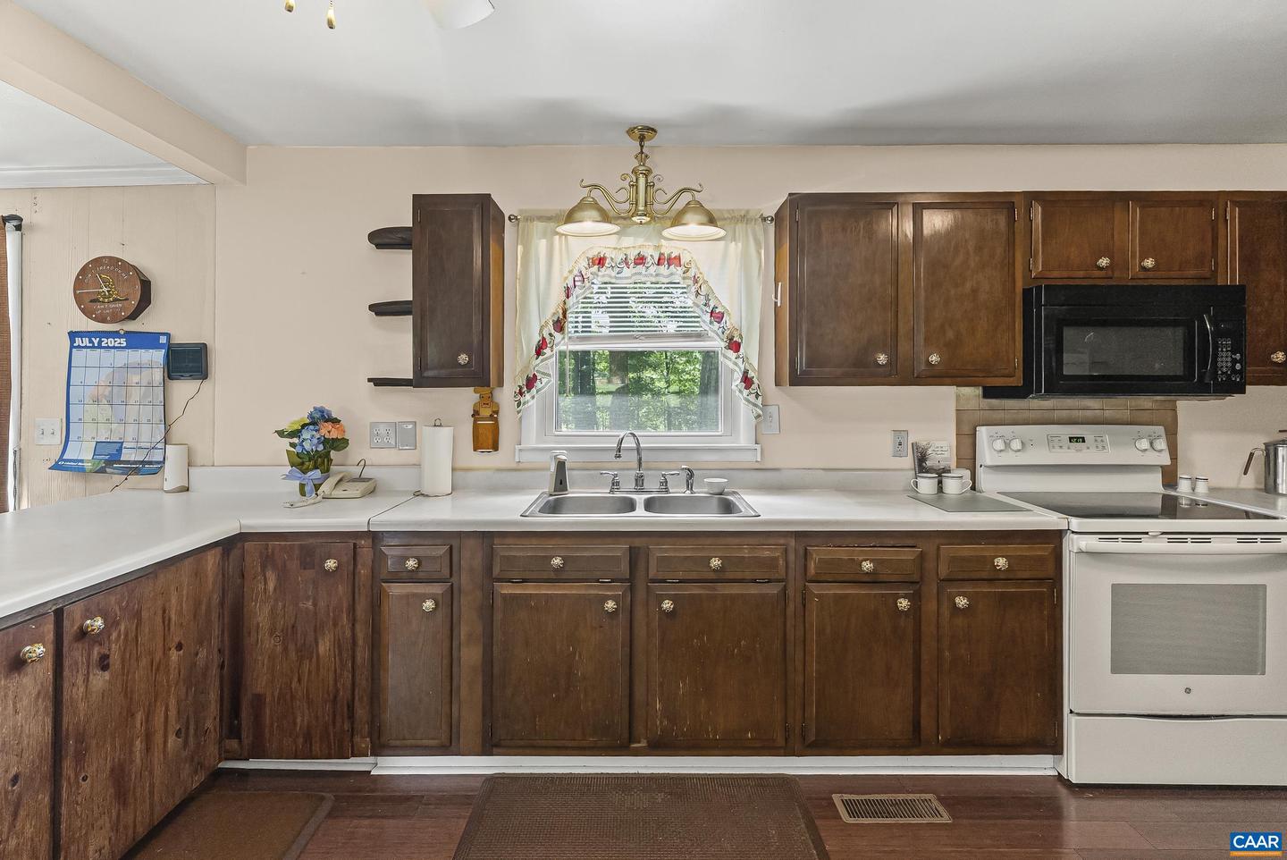 3765 GREEN CREEK RD, SCHUYLER, Virginia 22969, 3 Bedrooms Bedrooms, ,1 BathroomBathrooms,Residential,For sale,3765 GREEN CREEK RD,667477 MLS # 667477