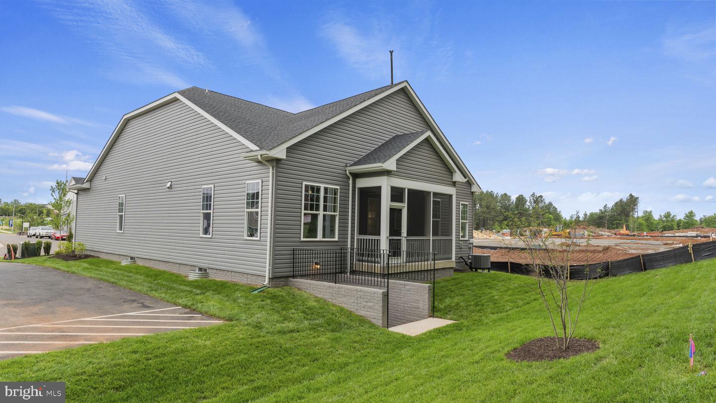 9381 CRESTVIEW RIDGE DR, BRISTOW, Virginia 20136, 4 Bedrooms Bedrooms, ,3 BathroomsBathrooms,Residential,For sale,9381 CRESTVIEW RIDGE DR,VAPW2100788 MLS # VAPW2100788