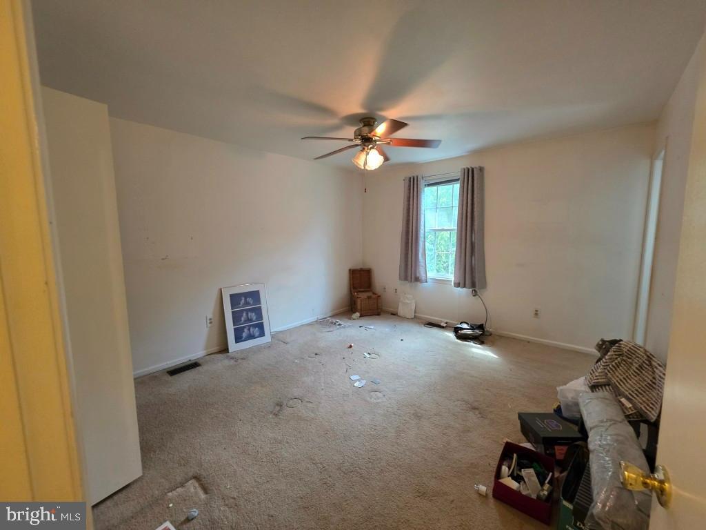 13485 OLD DAIRY CT, HERNDON, Virginia 20171, 3 Bedrooms Bedrooms, ,2 BathroomsBathrooms,Residential,For sale,13485 OLD DAIRY CT,VAFX2259444 MLS # VAFX2259444
