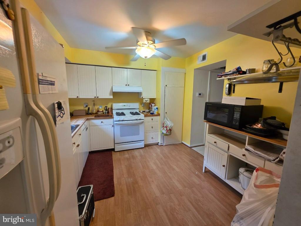 13485 OLD DAIRY CT, HERNDON, Virginia 20171, 3 Bedrooms Bedrooms, ,2 BathroomsBathrooms,Residential,For sale,13485 OLD DAIRY CT,VAFX2259444 MLS # VAFX2259444