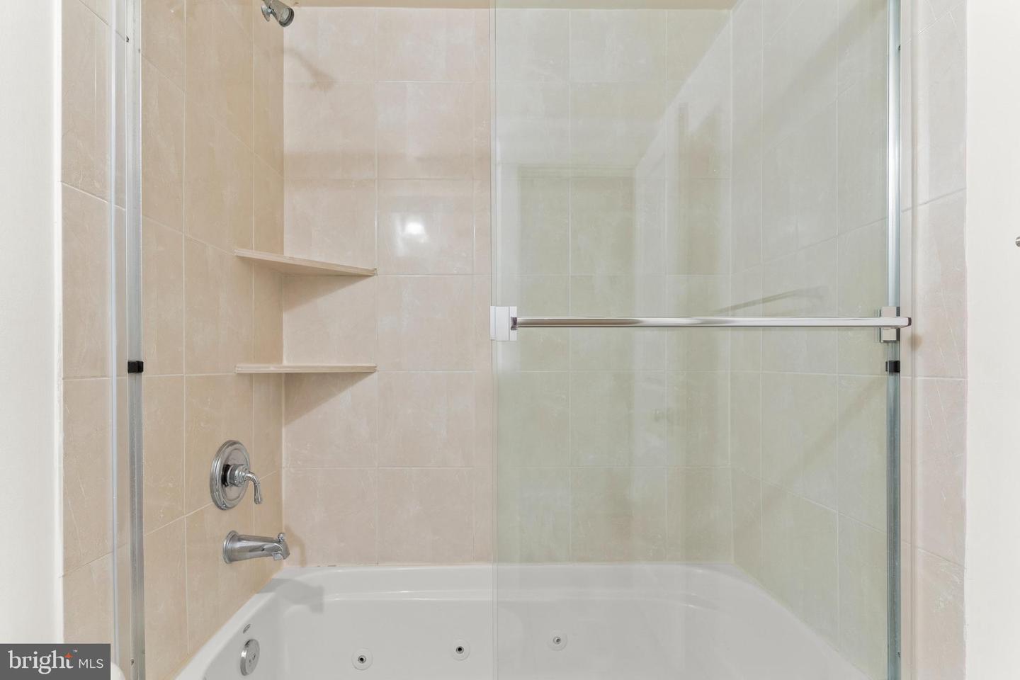 1408 10TH ST NW #102, WASHINGTON, District Of Columbia 20001, 2 Bedrooms Bedrooms, ,2 BathroomsBathrooms,Residential,For sale,1408 10TH ST NW #102,DCDC2213780 MLS # DCDC2213780