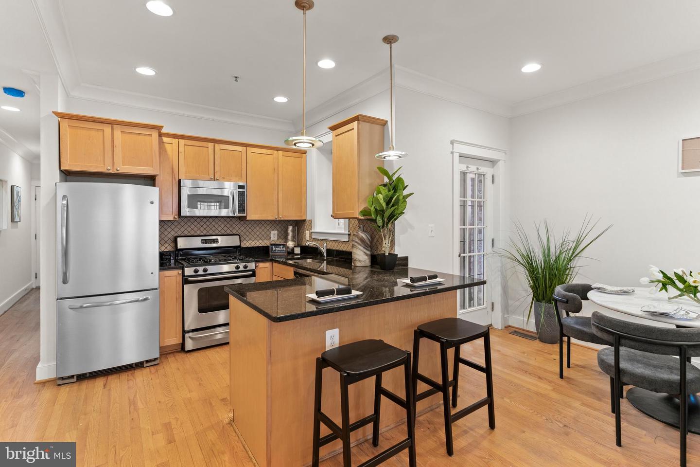 1408 10TH ST NW #102, WASHINGTON, District Of Columbia 20001, 2 Bedrooms Bedrooms, ,2 BathroomsBathrooms,Residential,For sale,1408 10TH ST NW #102,DCDC2213780 MLS # DCDC2213780