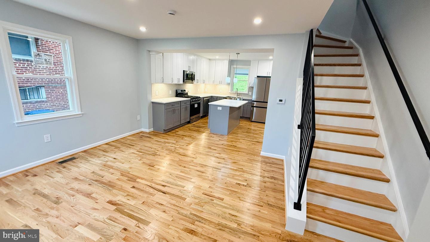 709 ADRIAN ST SE, WASHINGTON, District Of Columbia 20019, 4 Bedrooms Bedrooms, ,2 BathroomsBathrooms,Residential,For sale,709 ADRIAN ST SE,DCDC2213784 MLS # DCDC2213784