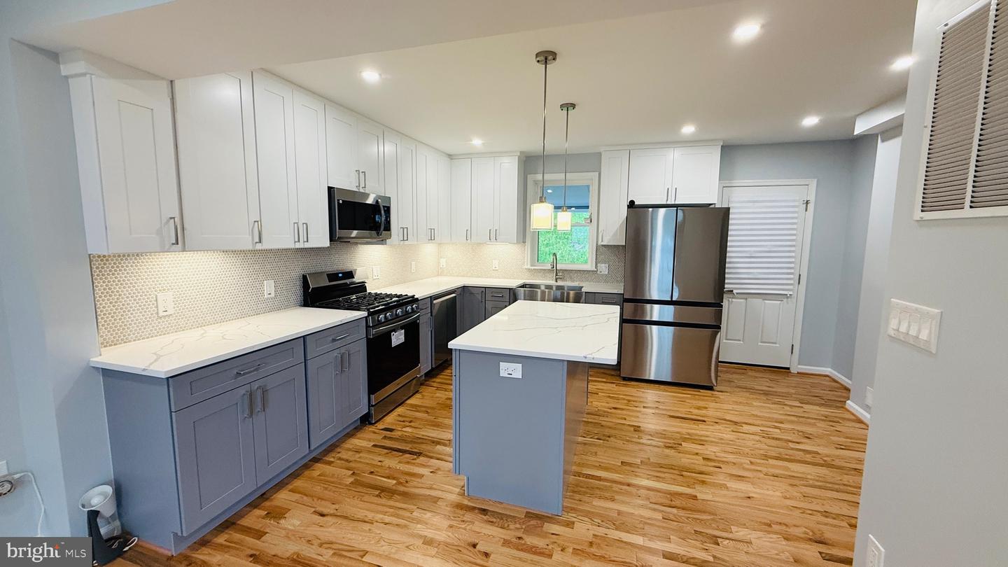 709 ADRIAN ST SE, WASHINGTON, District Of Columbia 20019, 4 Bedrooms Bedrooms, ,2 BathroomsBathrooms,Residential,For sale,709 ADRIAN ST SE,DCDC2213784 MLS # DCDC2213784