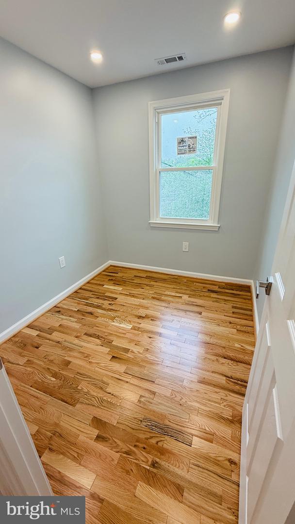 709 ADRIAN ST SE, WASHINGTON, District Of Columbia 20019, 4 Bedrooms Bedrooms, ,2 BathroomsBathrooms,Residential,For sale,709 ADRIAN ST SE,DCDC2213784 MLS # DCDC2213784