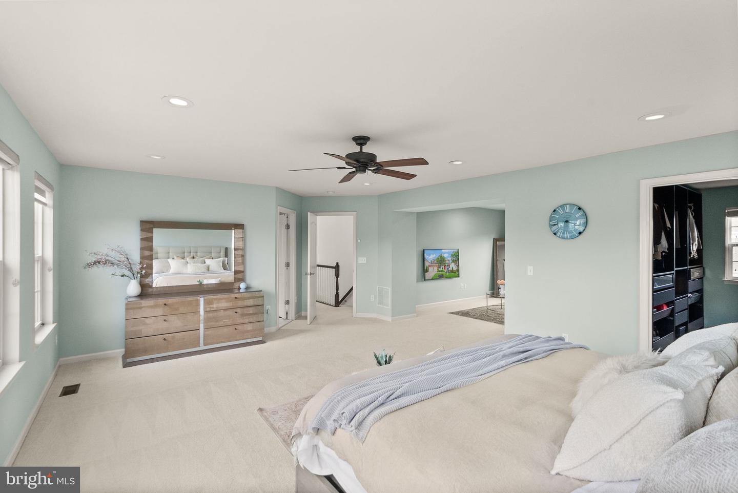 42108 AUTUMN RAIN CIR, BRAMBLETON, Virginia 20148, 5 Bedrooms Bedrooms, ,4 BathroomsBathrooms,Residential,For sale,42108 AUTUMN RAIN CIR,VALO2103886 MLS # VALO2103886