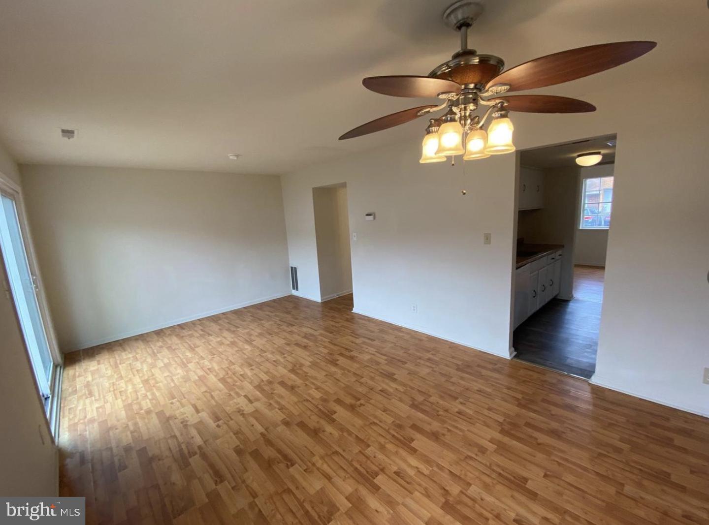 132 OAK DR, STAFFORD, Virginia 22554, 3 Bedrooms Bedrooms, ,1 BathroomBathrooms,Residential,For sale,132 OAK DR,VAST2041466 MLS # VAST2041466