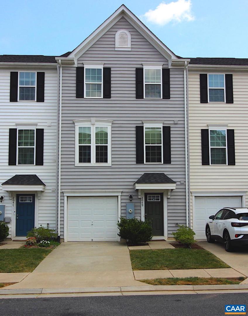 2049 ELM TREE CT, CHARLOTTESVILLE, Virginia 22911, 3 Bedrooms Bedrooms, ,2 BathroomsBathrooms,Residential,For sale,2049 ELM TREE CT,667459 MLS # 667459