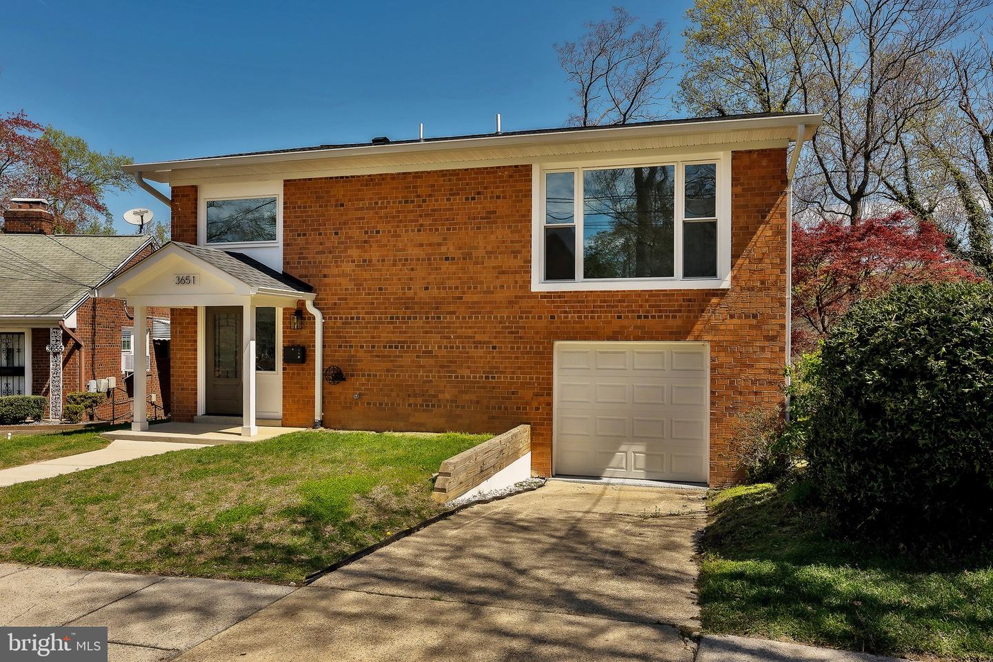 3651 HIGHWOOD DR SE, WASHINGTON, District Of Columbia 20020, 3 Bedrooms Bedrooms, ,3 BathroomsBathrooms,Residential,For sale,3651 HIGHWOOD DR SE,DCDC2213720 MLS # DCDC2213720