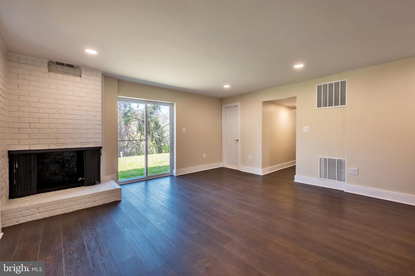 3651 HIGHWOOD DR SE, WASHINGTON, District Of Columbia 20020, 3 Bedrooms Bedrooms, ,3 BathroomsBathrooms,Residential,For sale,3651 HIGHWOOD DR SE,DCDC2213720 MLS # DCDC2213720