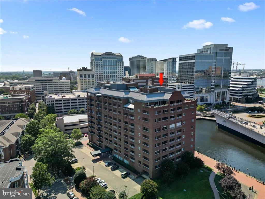 215 BROOKE AVE #1004, NORFOLK, Virginia 23510, 3 Bedrooms Bedrooms, 8 Rooms Rooms,3 BathroomsBathrooms,Residential,For sale,215 BROOKE AVE #1004,VANF2000082 MLS # VANF2000082