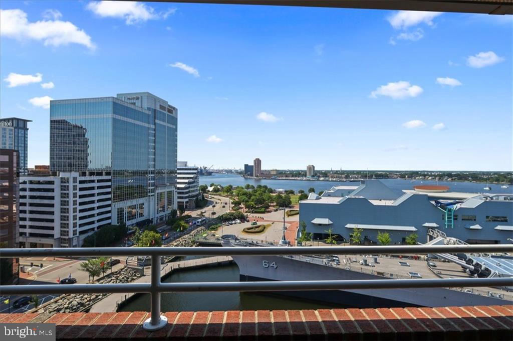 215 BROOKE AVE #1004, NORFOLK, Virginia 23510, 3 Bedrooms Bedrooms, 8 Rooms Rooms,3 BathroomsBathrooms,Residential,For sale,215 BROOKE AVE #1004,VANF2000082 MLS # VANF2000082