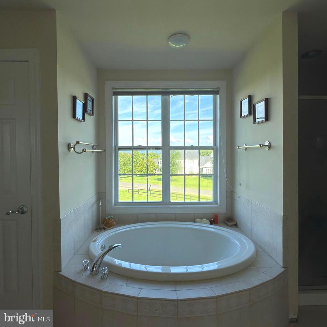 18302 POPLAR STAND PL, PURCELLVILLE, Virginia 20132, 5 Bedrooms Bedrooms, ,5 BathroomsBathrooms,Residential,For sale,18302 POPLAR STAND PL,VALO2102876 MLS # VALO2102876