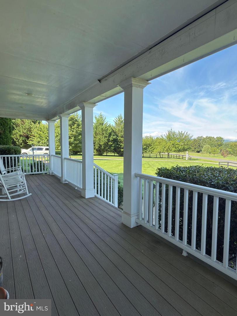 18302 POPLAR STAND PL, PURCELLVILLE, Virginia 20132, 5 Bedrooms Bedrooms, ,5 BathroomsBathrooms,Residential,For sale,18302 POPLAR STAND PL,VALO2102876 MLS # VALO2102876