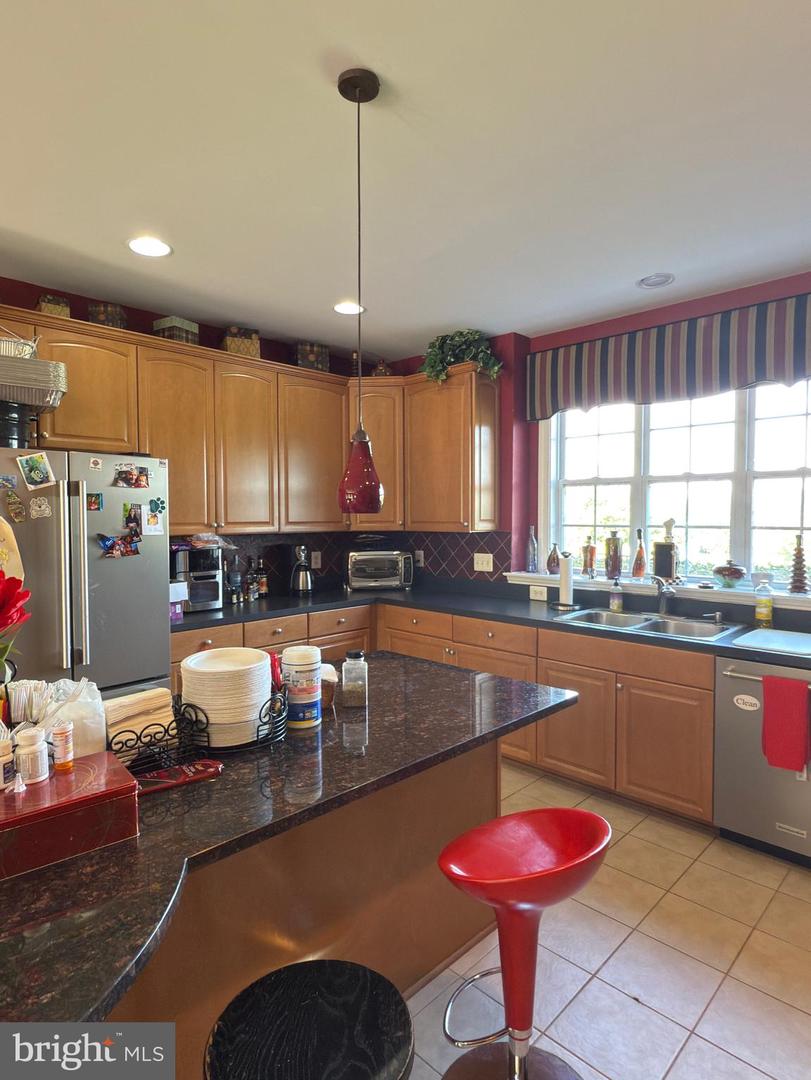 18302 POPLAR STAND PL, PURCELLVILLE, Virginia 20132, 5 Bedrooms Bedrooms, ,5 BathroomsBathrooms,Residential,For sale,18302 POPLAR STAND PL,VALO2102876 MLS # VALO2102876