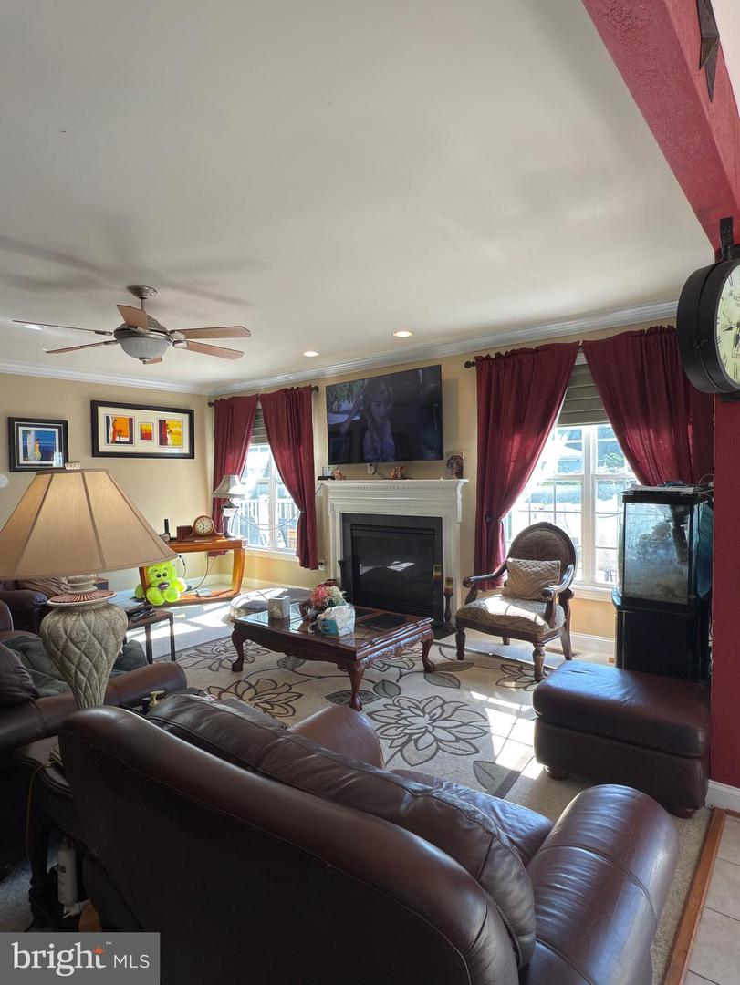 18302 POPLAR STAND PL, PURCELLVILLE, Virginia 20132, 5 Bedrooms Bedrooms, ,5 BathroomsBathrooms,Residential,For sale,18302 POPLAR STAND PL,VALO2102876 MLS # VALO2102876